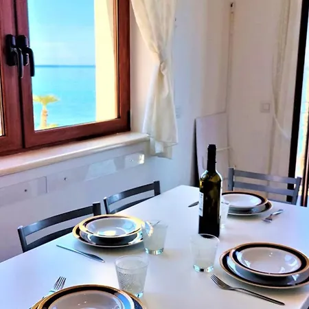 Panoramico Per 4 Sul Lungomare Di Castellabate Apartment *