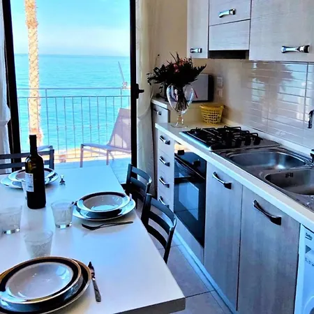 Panoramico Per 4 Sul Lungomare Di Castellabate Apartment *