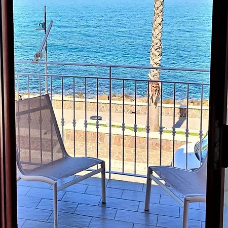 Apartment Panoramico Per 4 Sul Lungomare Di Castellabate
