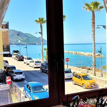 Panoramico Per 4 Sul Lungomare Di Castellabate * Santa Maria di Castellabate